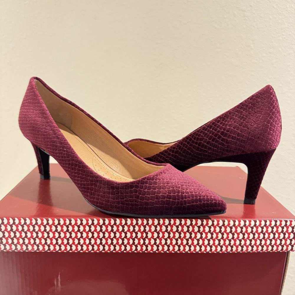 New Velvet High Heels‎ Pumps Burgundy Wine Whimsigoth size 7 Dressy Sexy Career
